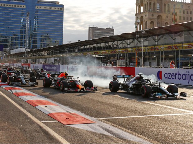 Lewis Hamilton, Sergio Perez Lewis Hamilton, Sergio Perez