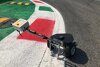Bild zum Inhalt: Mit Formel-1-"Hündchen": Warum Pirelli jedes Rennwochenende Gassi geht