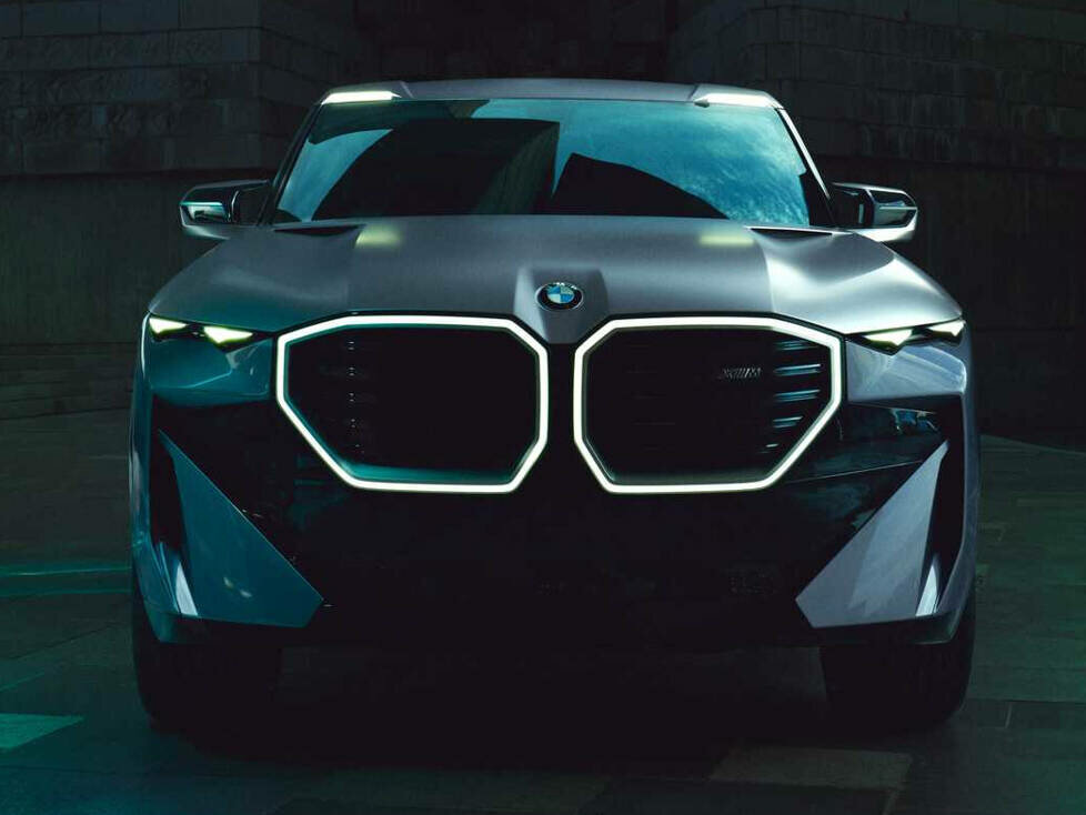 2022 BMW Concept XM