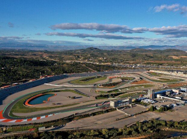Circuit Ricardo Tormo in Valencia mit Abkürzung für die Formel E (Bildmitte)
