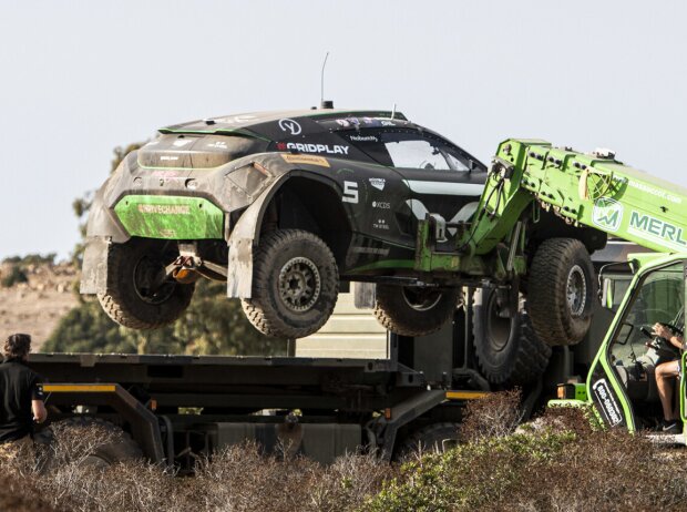 Titel-Bild zur News: Extreme-E-Auto nach Crash von Stephane Sarrazin