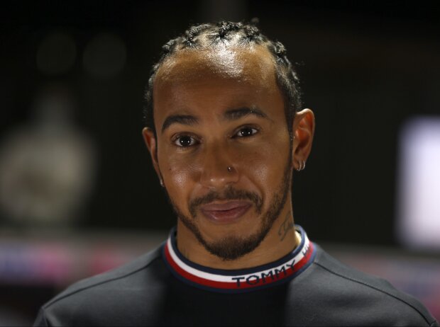 Lewis Hamilton (Mercedes) vor dem Formel-1-Rennen von Saudi-Arabien in Dschidda 2021