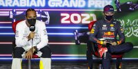 Lewis Hamilton (Mercedes) und Max Verstappen (Red Bull) in der Pressekonferenz zum Formel-1-Rennen in Saudi-Arabien 2021