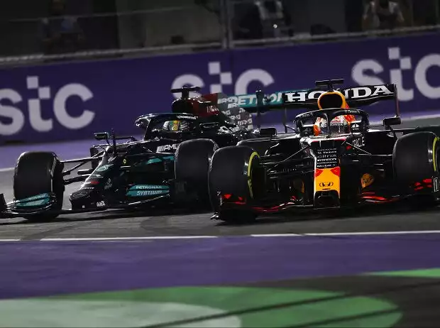 Titel-Bild zur News: Max Verstappen, Lewis Hamilton
