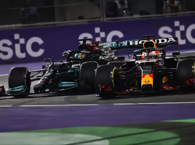 Titel-Bild zur News: Max Verstappen, Lewis Hamilton