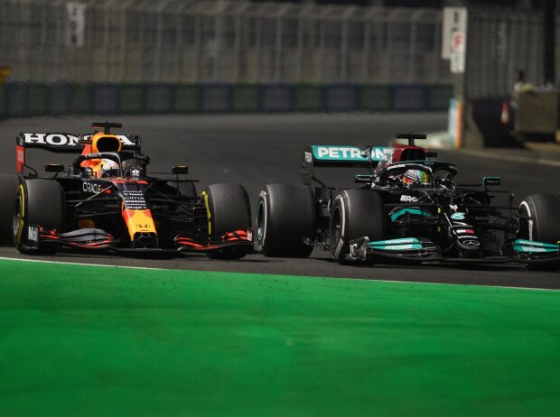 Lewis Hamilton, Max Verstappen Lewis Hamilton, Max Verstappen