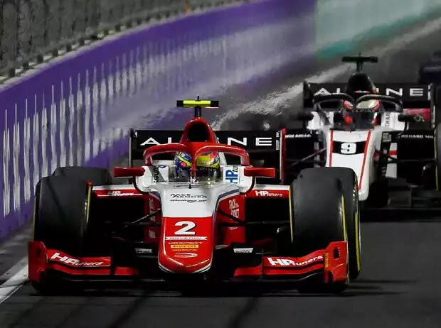 Oscar Piastri beim Rennen der Formel 2 in Dschidda 2021 Titel-Bild zur News: Oscar Piastri beim Rennen der Formel 2 in Dschidda 2021