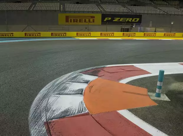 Randstein auf dem Yas Marina Circuit in Abu Dhabi Titel-Bild zur News: Randstein auf dem Yas Marina Circuit in Abu Dhabi