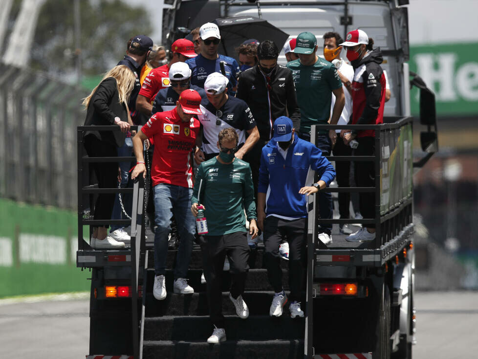 Fahrerparade auf LKW