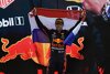Bild zum Inhalt: UN-FASS-BAR: Max Verstappen in allerletzter Runde Formel-1-Weltmeister!