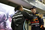 Lewis Hamilton (Mercedes) und Max Verstappen (Red Bull) 