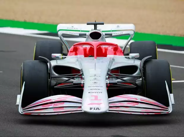 Formel-1-Auto 2022 Titel-Bild zur News: Formel-1-Auto 2022