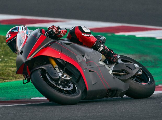 Titel-Bild zur News: Ducati V21L