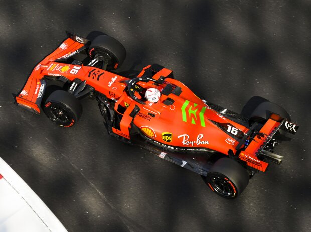 Charles Leclerc (Ferrari SF21) bei den Testfahrten in Abu Dhabi 2021 Charles Leclerc (Ferrari SF21) bei den Testfahrten in Abu Dhabi 2021