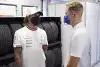 Bild zum Inhalt: Lewis Hamilton: Mick Schumacher erkundigt sich manchmal bei mir