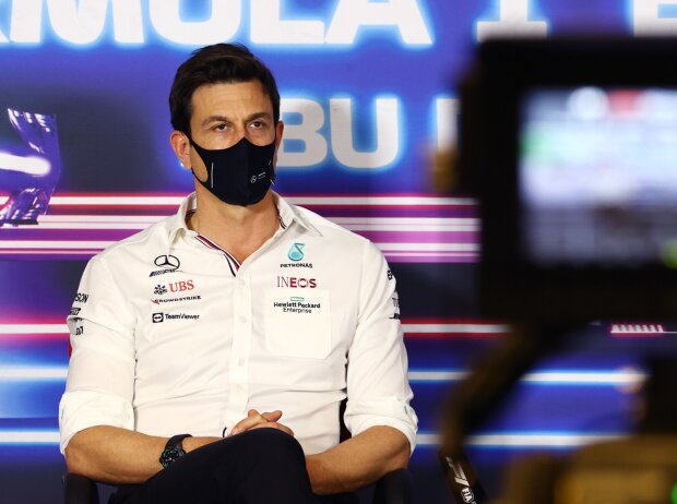 Titel-Bild zur News: Toto Wolff (Mercedes) vor dem Formel-1-Finale in Abu Dhabi 2021