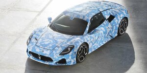Maserati MC20 Cabrio (2022) zeigt sich als offizieller Prototyp