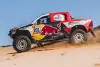 Bild zum Inhalt: Rallye Dakar 2022: Al-Attiyah dominiert 1. Etappe, Peterhansels Audi steht