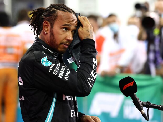 Titel-Bild zur News: Lewis Hamilton (Mercedes) nach dem Formel-1-Rennen in Abu Dhabi 2021