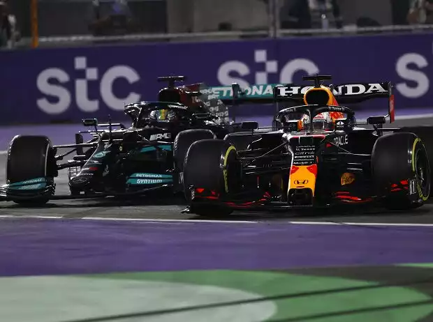 Max Verstappen, Lewis Hamilton Titel-Bild zur News: Max Verstappen, Lewis Hamilton