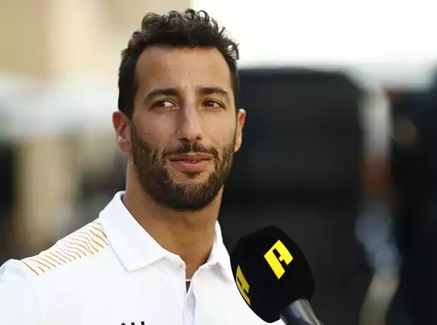 Daniel Ricciardo (McLaren) vor dem Formel-1-Rennen in Abu Dhabi 2021 Titel-Bild zur News: Daniel Ricciardo (McLaren) vor dem Formel-1-Rennen in Abu Dhabi 2021