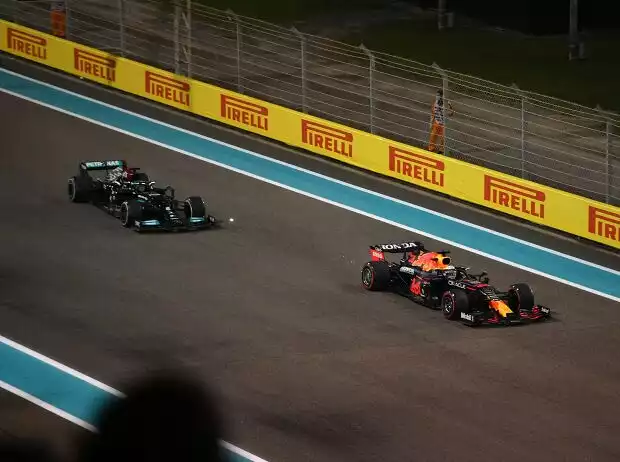 Max Verstappen, Lewis Hamilton Titel-Bild zur News: Max Verstappen, Lewis Hamilton