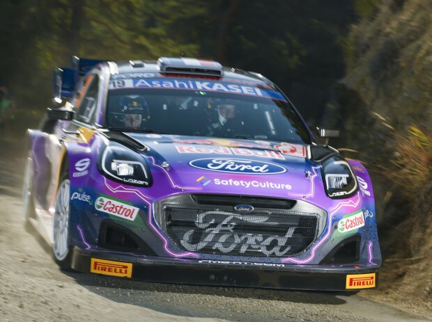 Sebastien Loeb im Ford Puma Hybrid Rally1 bei der Rallye Monte-Carlo 2022 Sebastien Loeb im Ford Puma Hybrid Rally1 bei der Rallye Monte-Carlo 2022