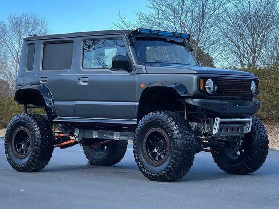 Suzuki Jimny als Monstertruck