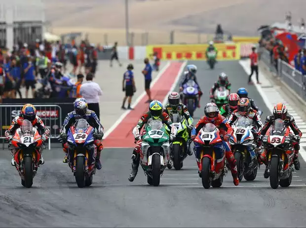 WSBK Start Titel-Bild zur News: WSBK Start
