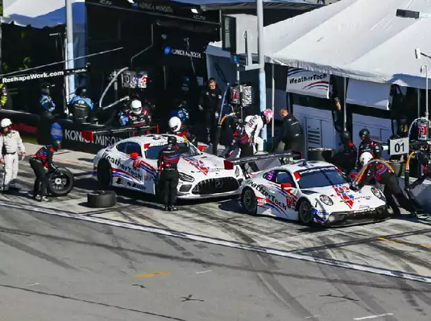 Porsche 911 GT3R und Mercedes-AMG GT3 des WeatherTech-Teams Titel-Bild zur News: Porsche 911 GT3R und Mercedes-AMG GT3 des WeatherTech-Teams