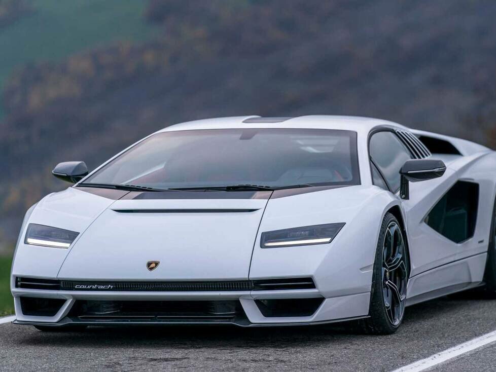 Lamborghini Countach LP 800-4