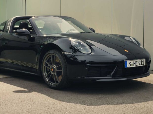 Porsche 911 Edition 50 Jahre Porsche Design (2022) Porsche 911 Edition 50 Jahre Porsche Design (2022)