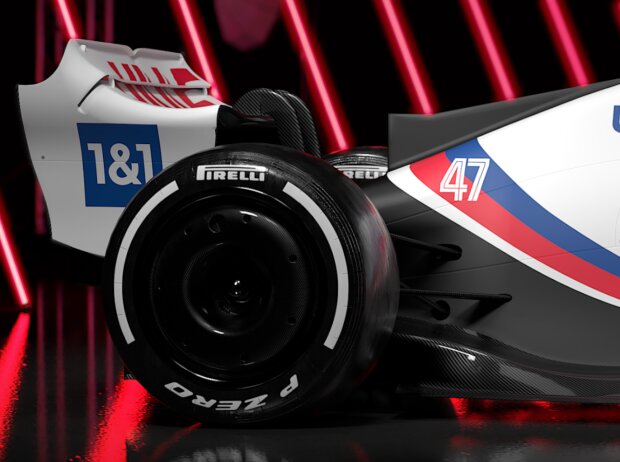 Haas VF-22
