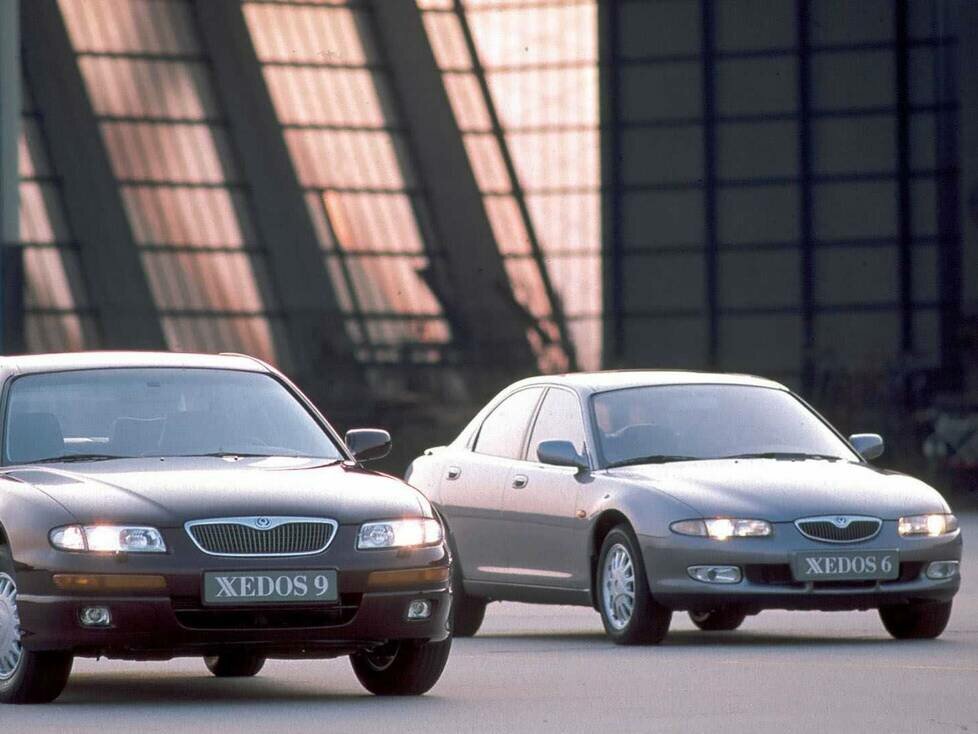 Mazda Xedos 6 und Xedos 9 (vorne)