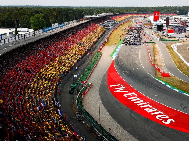 Blick ins Motodrom von Hockenheim bei einem Formel-1-Rennen