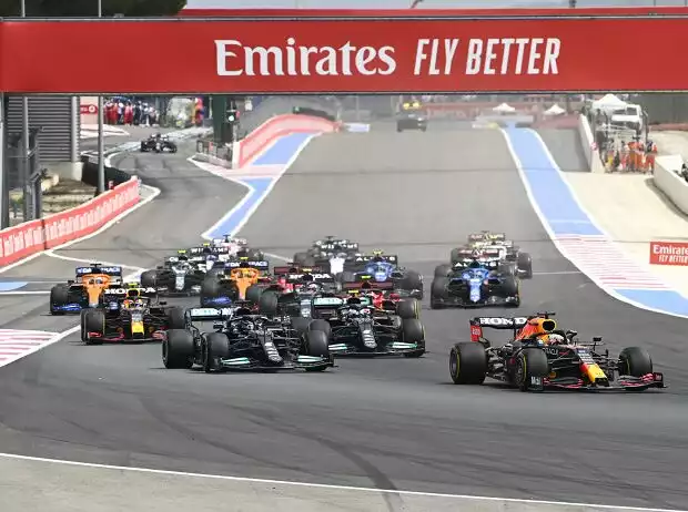 Max Verstappen, Lewis Hamilton, Valtteri Bottas, Sergio Perez, Carlos Sainz Titel-Bild zur News: Max Verstappen, Lewis Hamilton, Valtteri Bottas, Sergio Perez, Carlos Sainz