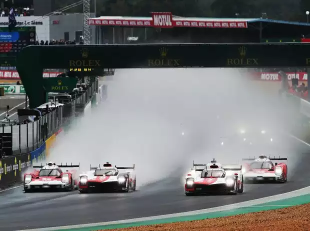 Mike Conway, Kamui Kobayashi, Kazuki Nakajima Titel-Bild zur News: Mike Conway, Kamui Kobayashi, Kazuki Nakajima