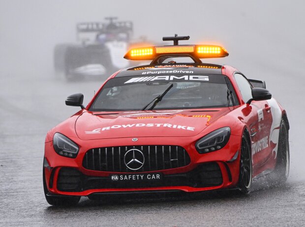 Titel-Bild zur News: Das Safety-Car beim Formel-1-Rennen von Spa 2021