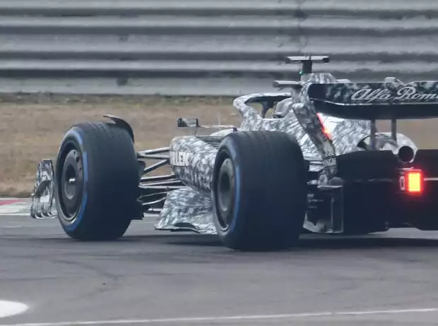 Der neue Alfa Romeo C42 beim Shakedown in Fiorano vor der Formel-1-Saison 2022 Titel-Bild zur News: Der neue Alfa Romeo C42 beim Shakedown in Fiorano vor der Formel-1-Saison 2022