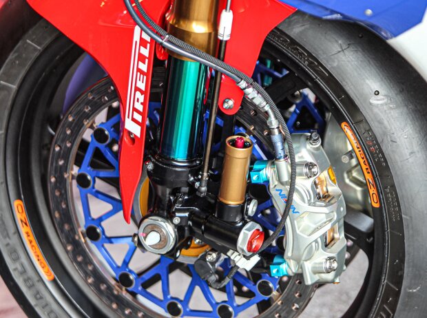 Showa und Nissin bei Honda Showa und Nissin bei Honda