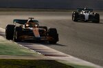Lando Norris (McLaren) und Lewis Hamilton (Mercedes) 