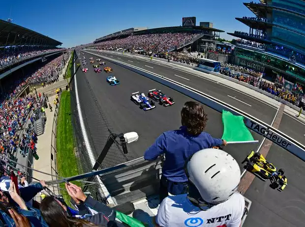 Start zum Indy 500 der IndyCar-Saison 2021 Titel-Bild zur News: Start zum Indy 500 der IndyCar-Saison 2021