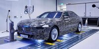 Bild zum Inhalt: BMW i7 (2022): Neue Teaserbilder aus dem Akustik-Testlabor