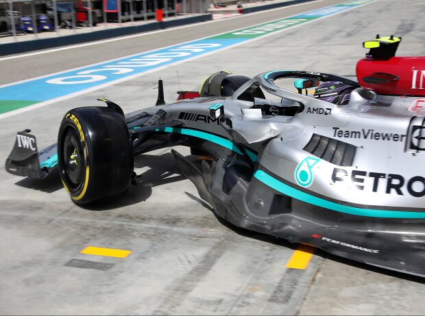 Unterboden am Mercedes W13 von Lewis Hamilton bei den Formel-1-Wintertests 2022 in Bahrain Unterboden am Mercedes W13 von Lewis Hamilton bei den Formel-1-Wintertests 2022 in Bahrain