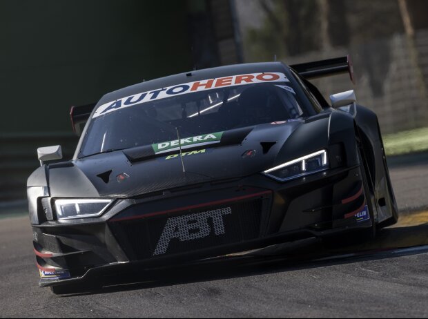 Titel-Bild zur News: Rene Rast startete mit dem Audi-Test in Imola seine Vorbereitungen für das DTM-Comeback 2022