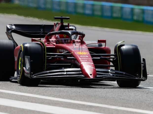 Charles Leclerc im Ferrari F1-75 bei den Wintertests der Formel 1 2022