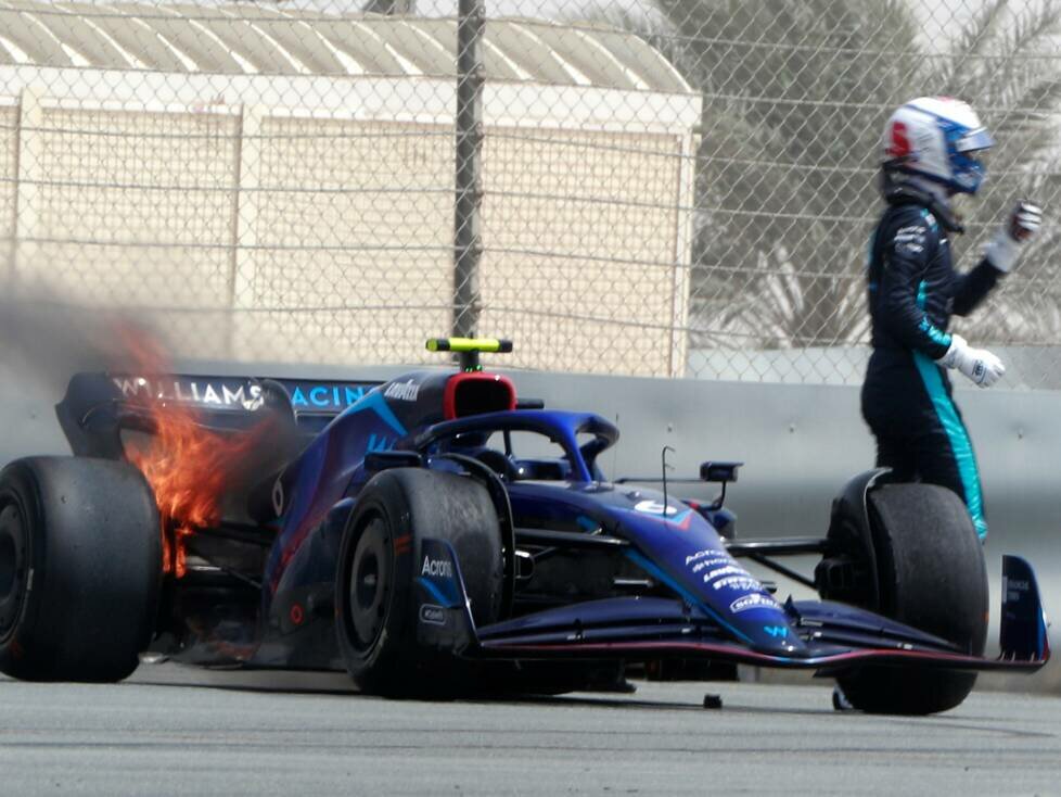 Nicholas Latifi, Feuer