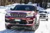 Bild zum Inhalt: Jeep Grand Cherokee 4xe: 380 PS starker Plug-in-Hybrid startet