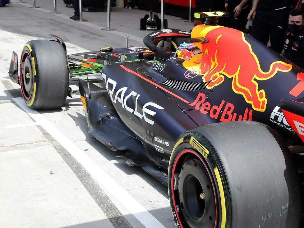 Der Red Bull RB18 mit dem Update am letzten Tag der Wintertests vor der Formel-1-Saison 2022