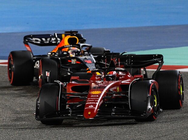Titel-Bild zur News: Charles Leclerc vor Max Verstappen: Hätte der Red Bull schneller gekonnt?